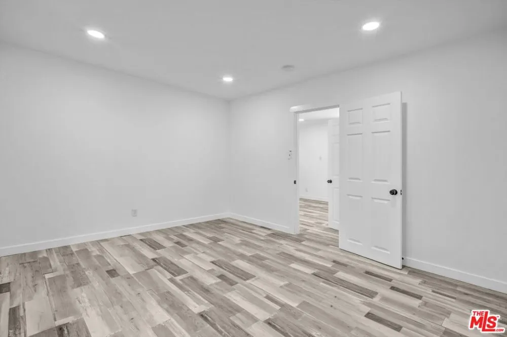 425 Eastern Avenue Los Angeles, CA 90022
