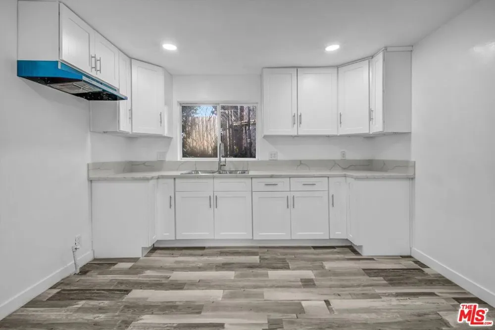 425 Eastern Avenue Los Angeles, CA 90022