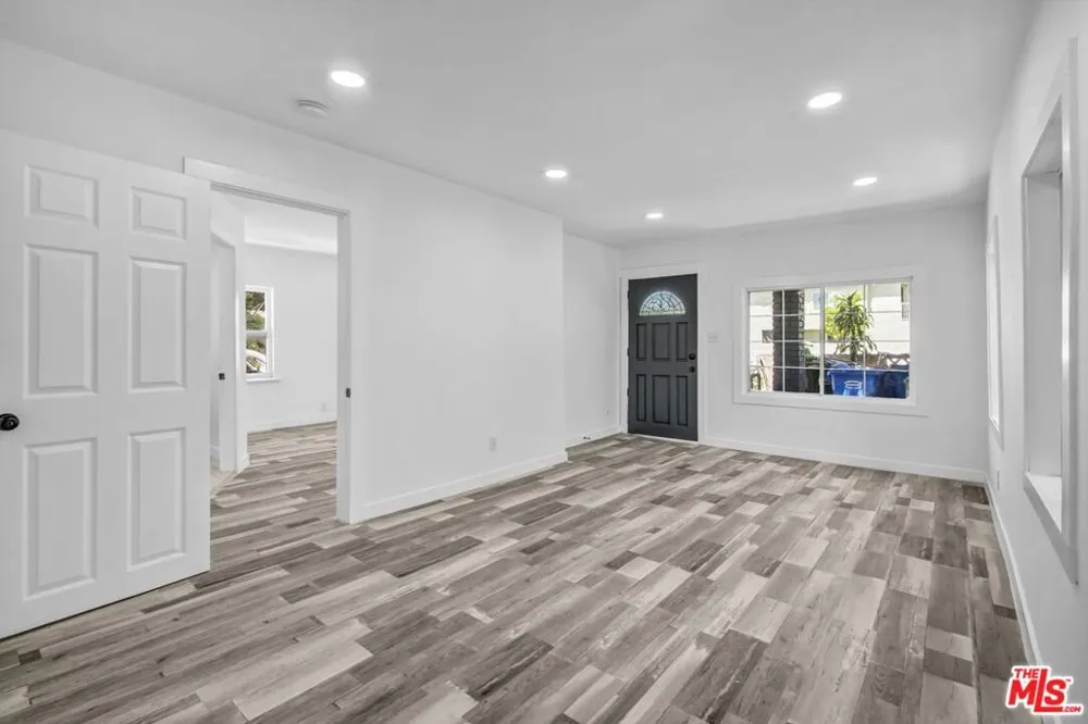 425 Eastern Avenue Los Angeles, CA 90022
