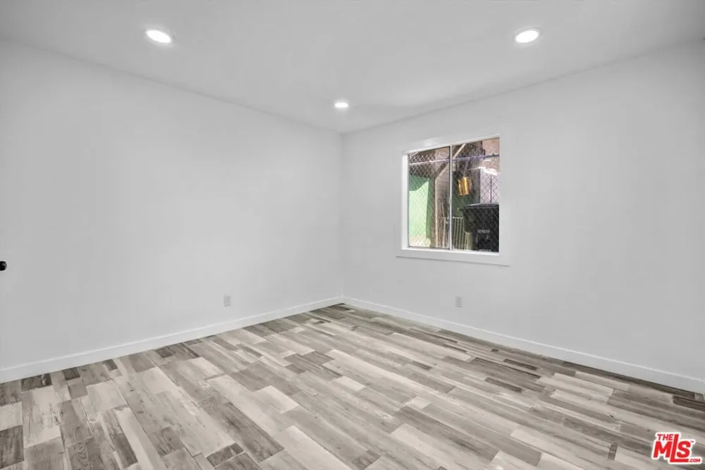 425 Eastern Avenue Los Angeles, CA 90022