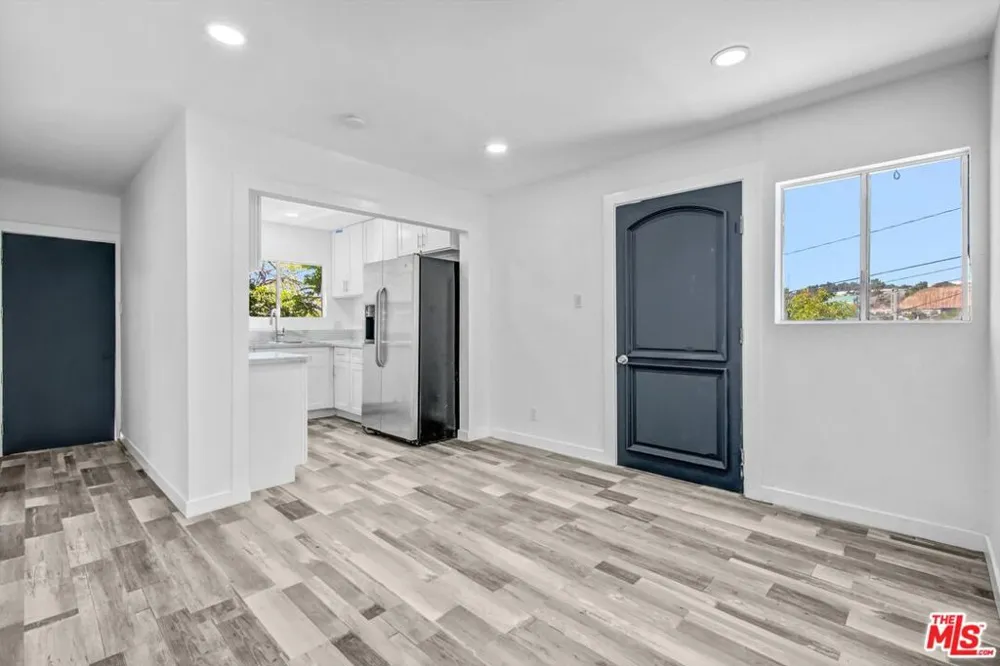 425 Eastern Avenue Los Angeles, CA 90022