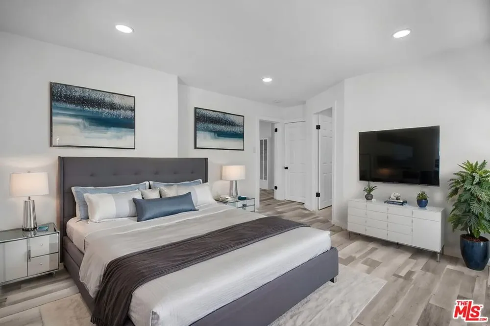 425 Eastern Avenue Los Angeles, CA 90022