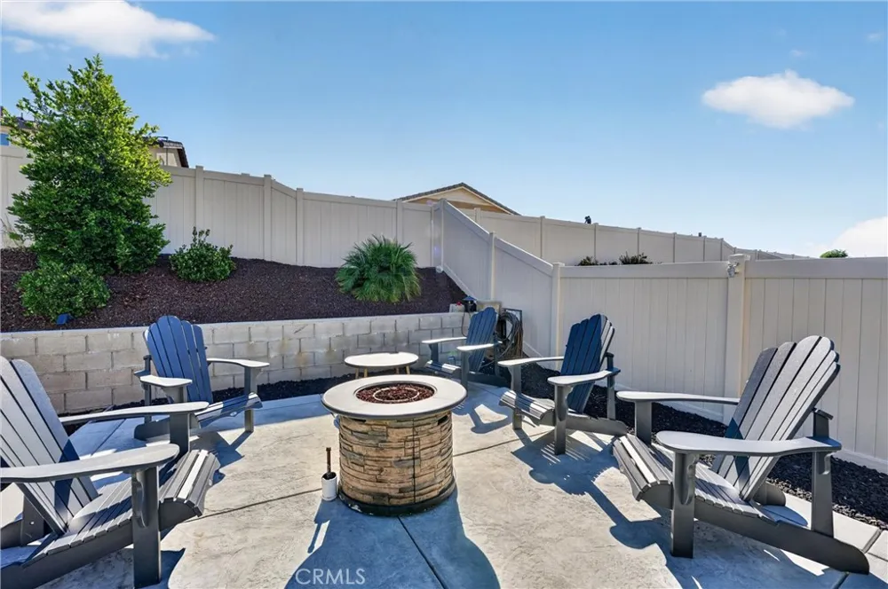 1754 Boysen Beaumont, CA 92223