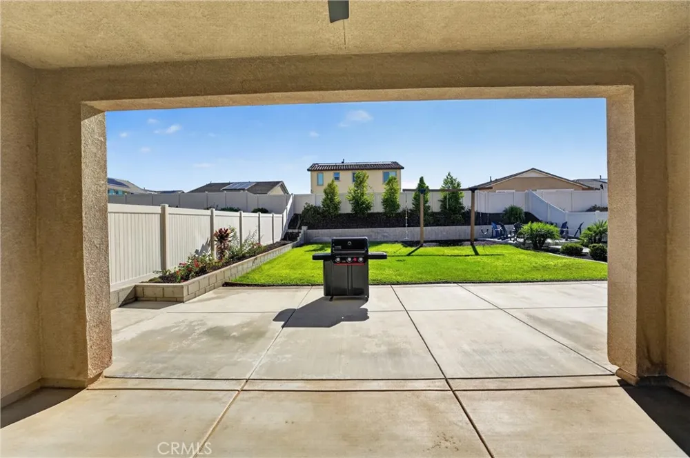1754 Boysen Beaumont, CA 92223