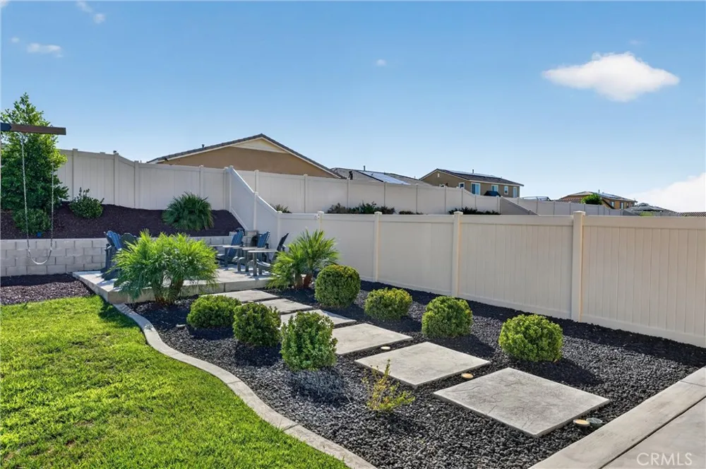 1754 Boysen Beaumont, CA 92223