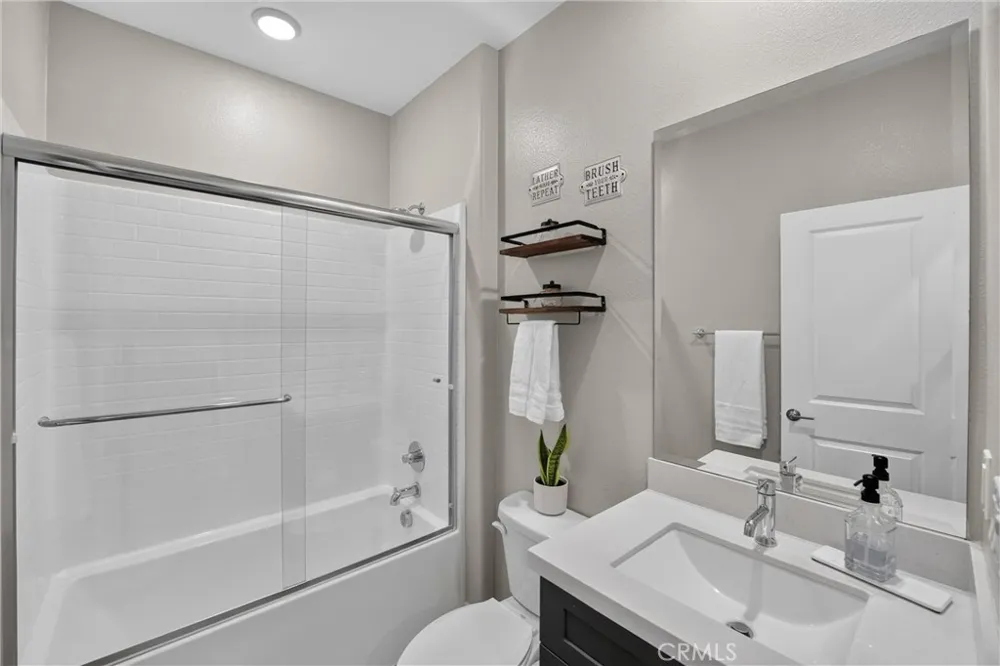 1754 Boysen Beaumont, CA 92223