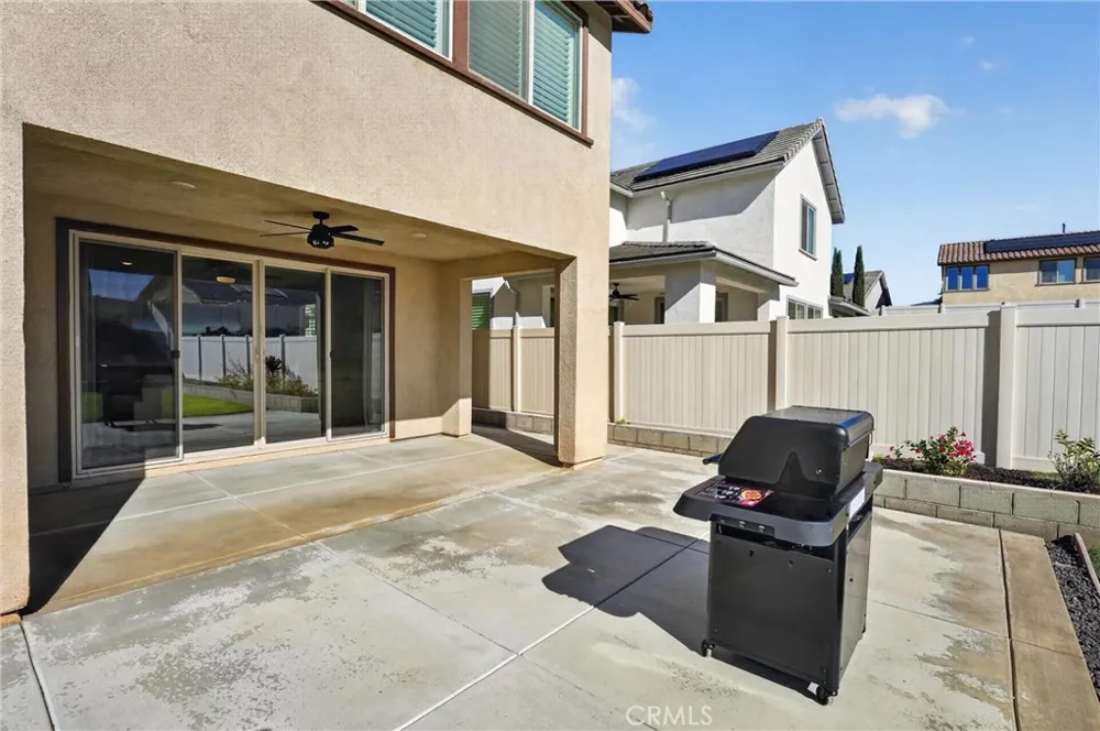1754 Boysen Beaumont, CA 92223