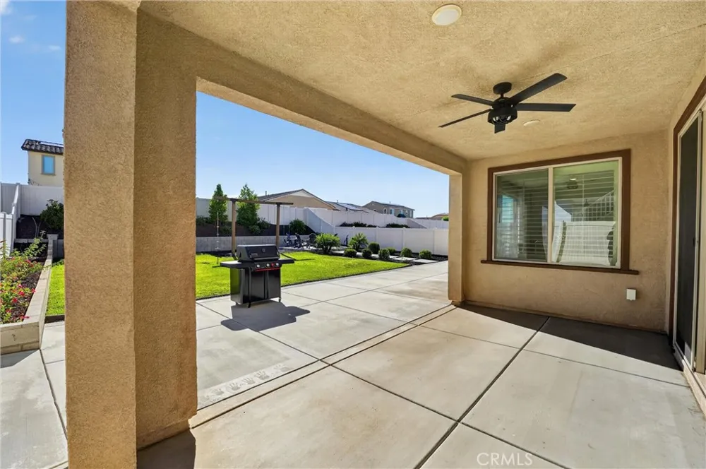 1754 Boysen Beaumont, CA 92223