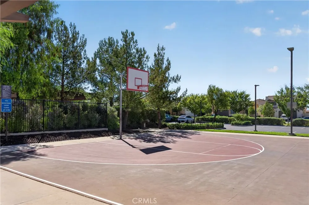 1754 Boysen Beaumont, CA 92223