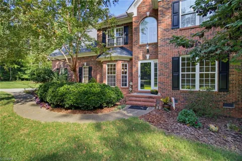 814 Troublesome Creek Drive