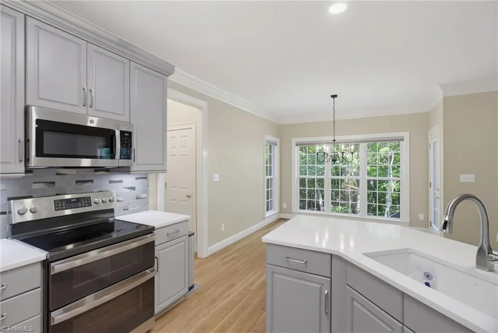 814 Troublesome Creek Drive Greensboro, NC 27455