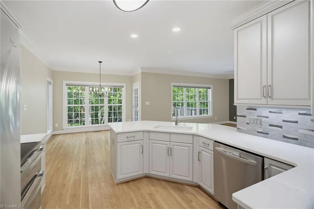 814 Troublesome Creek Drive Greensboro, NC 27455