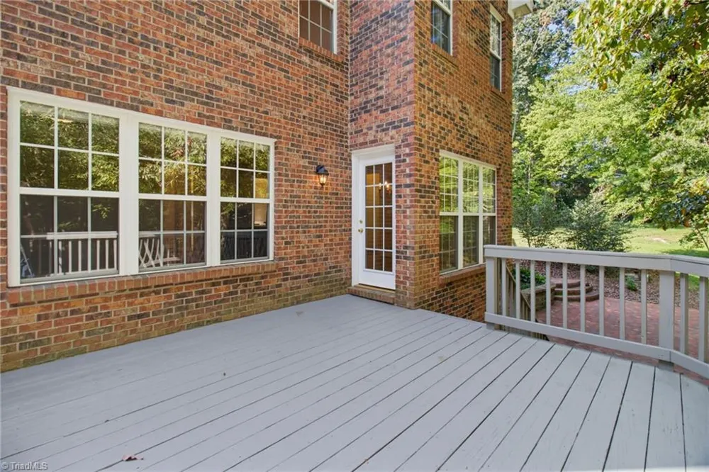 814 Troublesome Creek Drive Greensboro, NC 27455