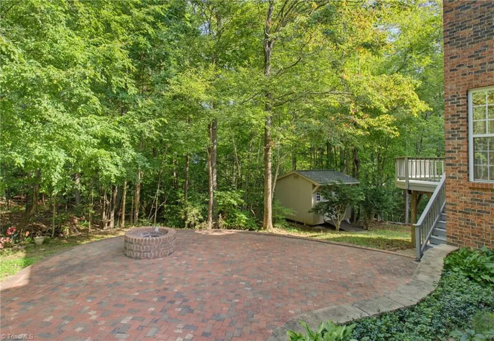 814 Troublesome Creek Drive Greensboro, NC 27455