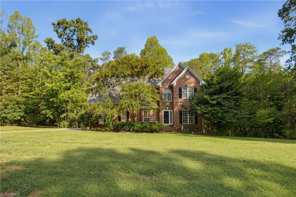 814 Troublesome Creek Drive Greensboro, NC 27455