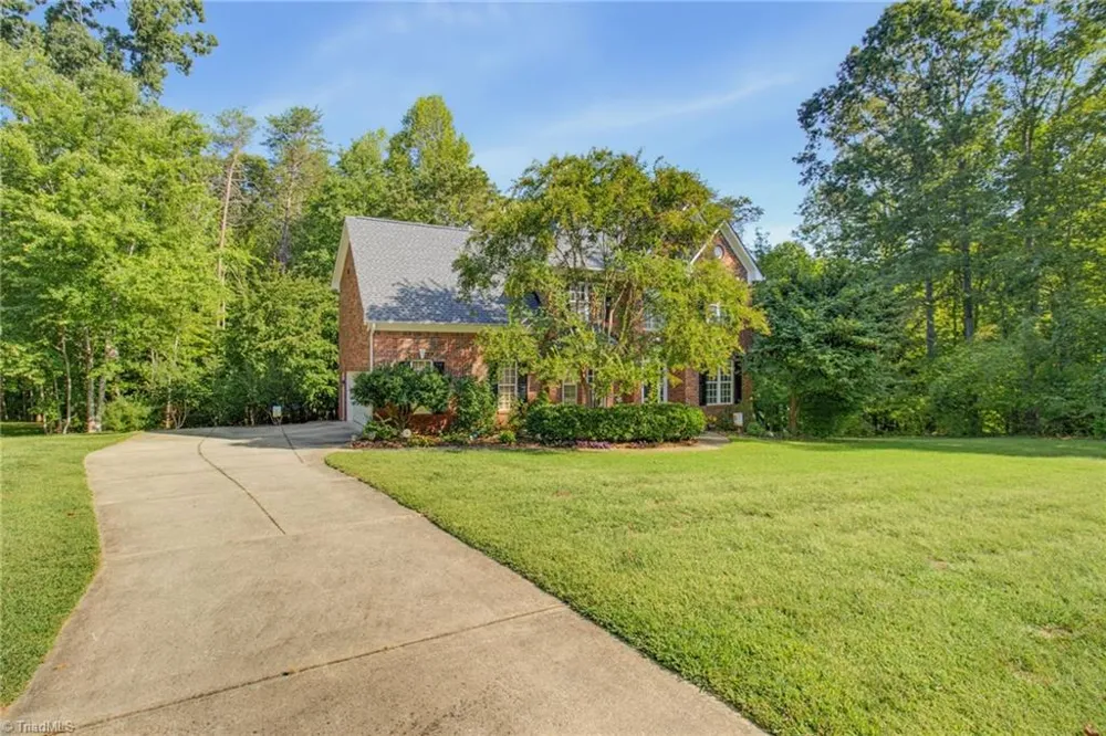 814 Troublesome Creek Drive Greensboro, NC 27455