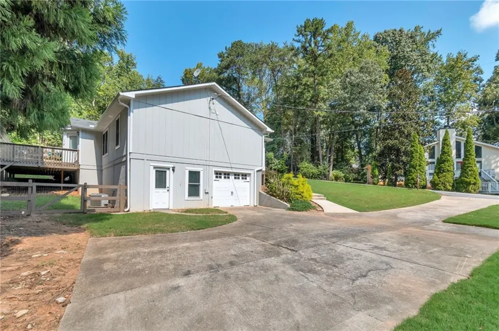 3245 Marine Road Cumming, GA 30041