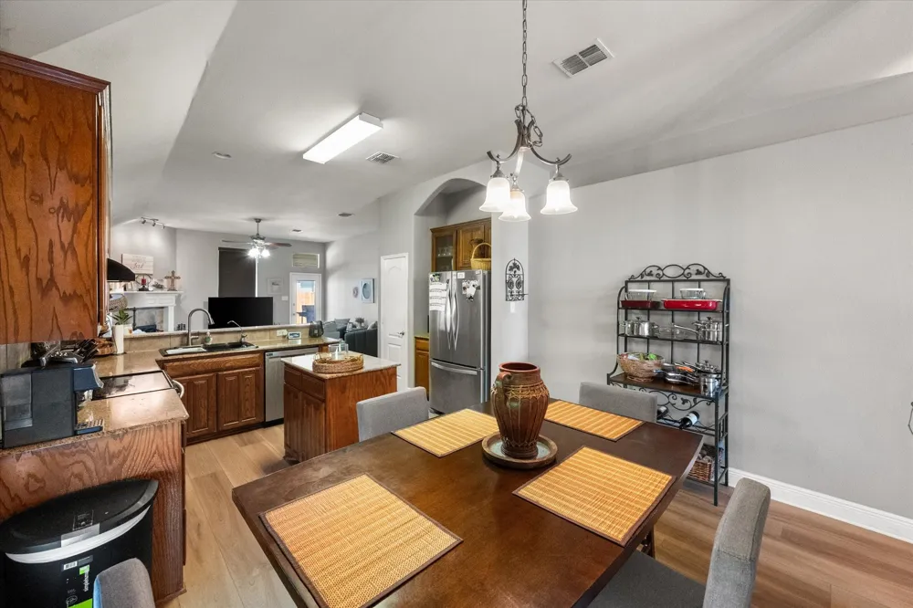 8249 Winter Falls Trail Fort Worth, TX 76053