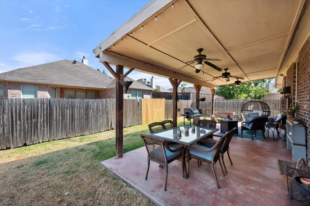 8249 Winter Falls Trail Fort Worth, TX 76053