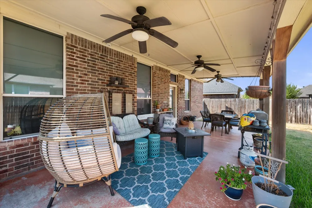 8249 Winter Falls Trail Fort Worth, TX 76053