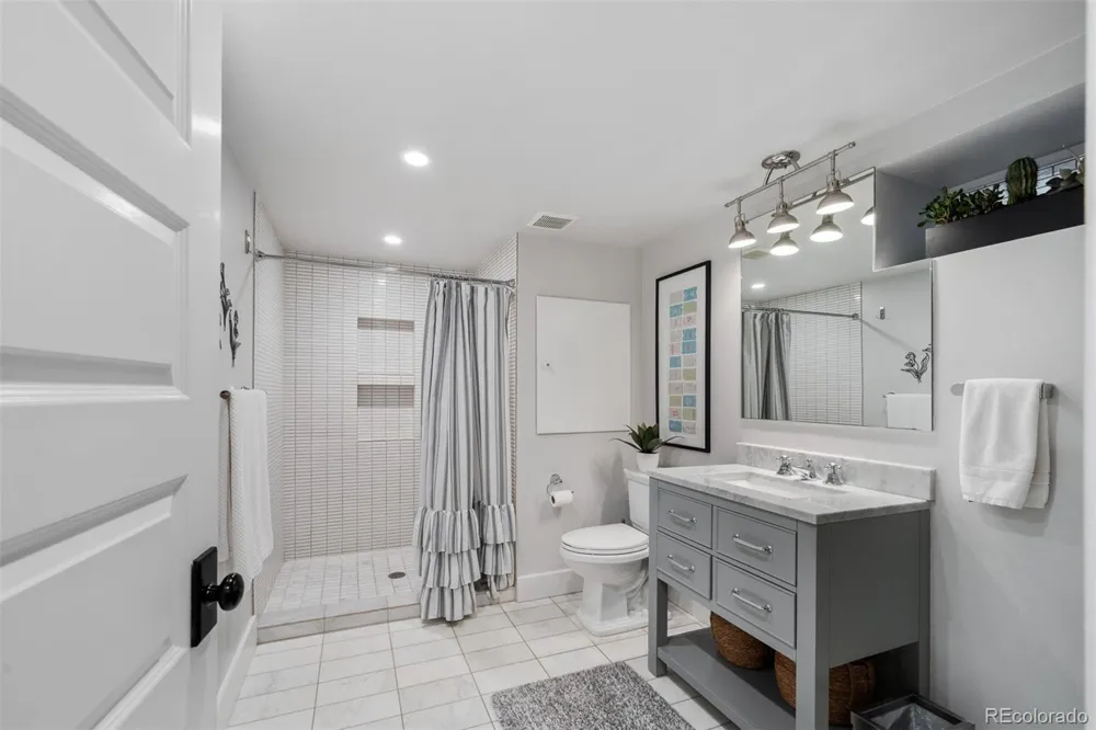 349 S Grant Street Denver, CO 80209