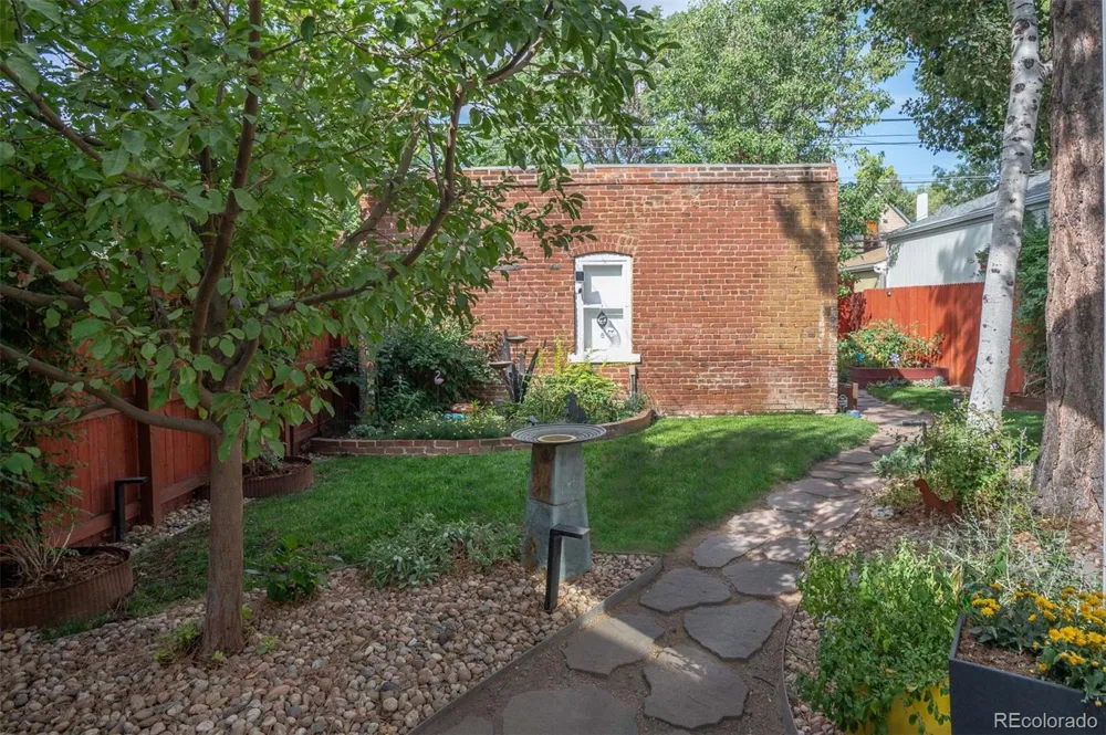 349 S Grant Street Denver, CO 80209