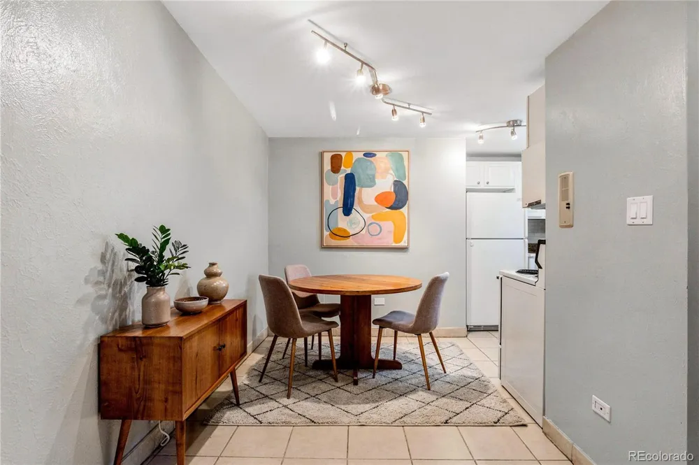 909 S Pearl Street #104 Denver, CO 80209