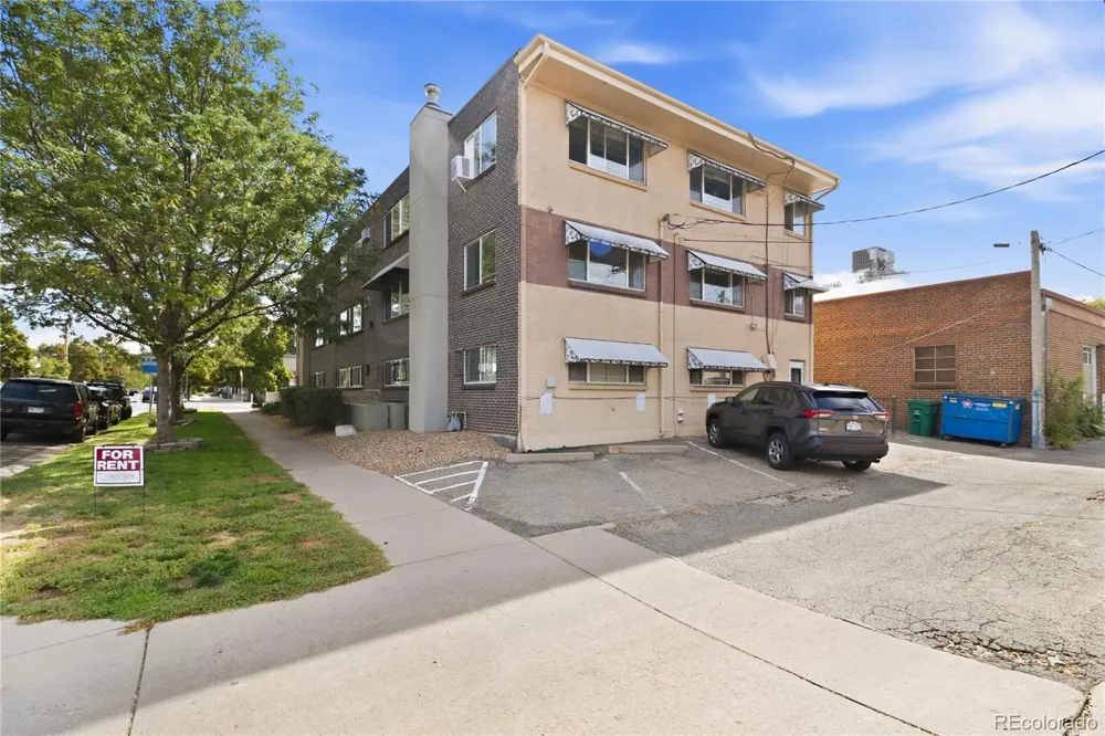 909 S Pearl Street #104 Denver, CO 80209