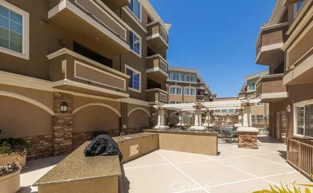 2750 Artesia #206 Redondo Beach, CA 90278