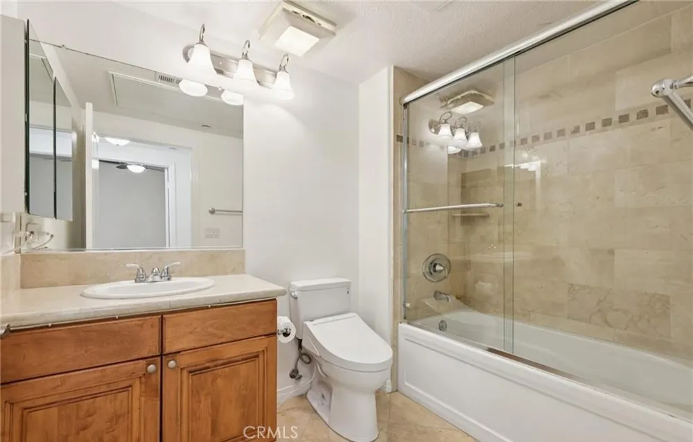 2750 Artesia #206 Redondo Beach, CA 90278