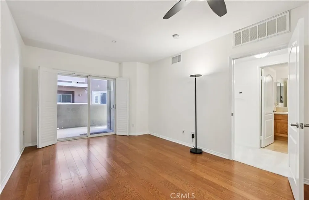 2750 Artesia #206 Redondo Beach, CA 90278