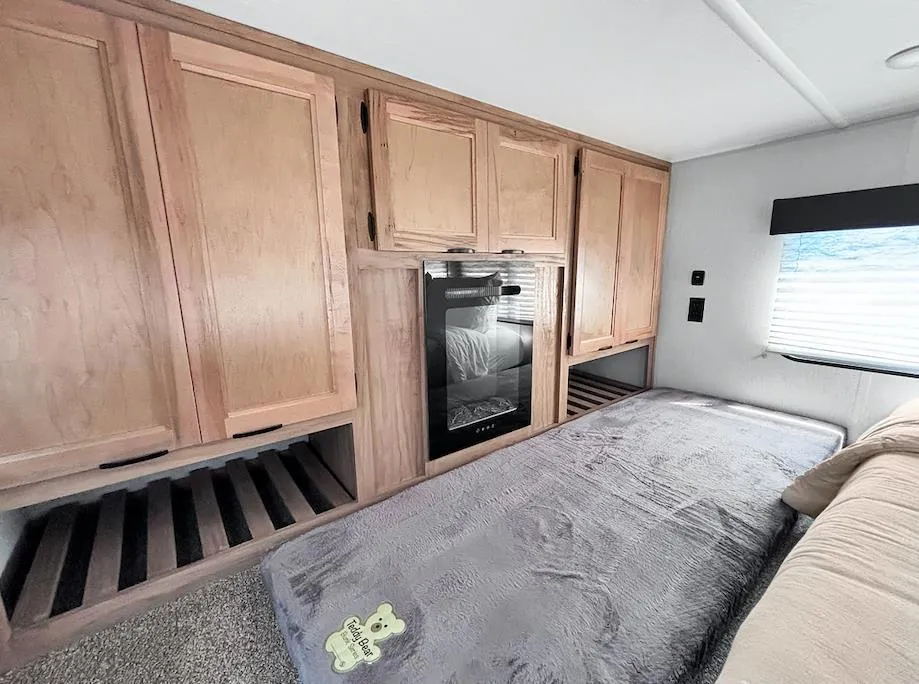 2152 Olympic Way Daly City, CA 94015