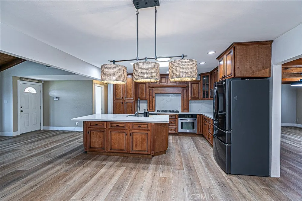 4604 Laurelwood Santa Maria, CA 93455