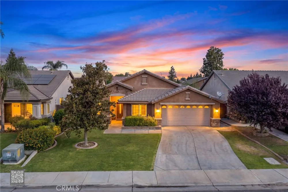 5116 Silver Clover Bakersfield, CA 93313