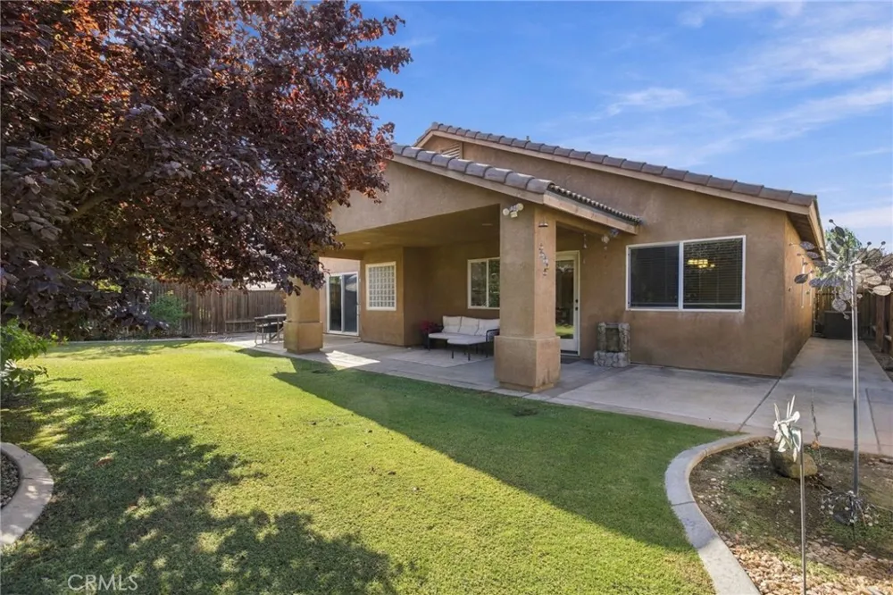 5116 Silver Clover Bakersfield, CA 93313