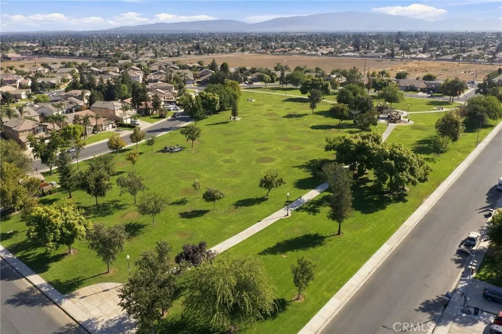 5116 Silver Clover Bakersfield, CA 93313
