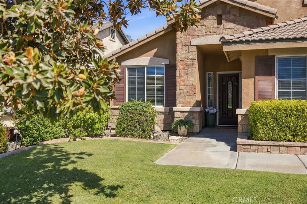 5116 Silver Clover Bakersfield, CA 93313