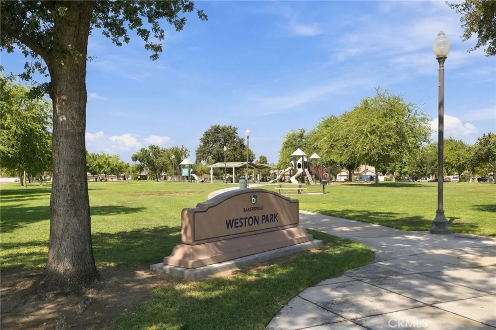 5116 Silver Clover Bakersfield, CA 93313