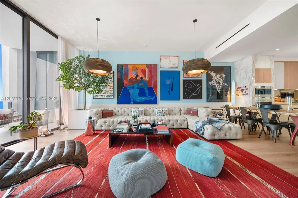2811 S Bayshore Dr #15C Miami, FL 33133