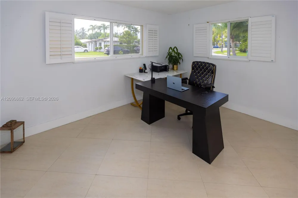 4301 SW 85th Ave Miami, FL 33155