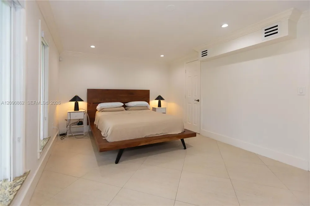 4301 SW 85th Ave Miami, FL 33155