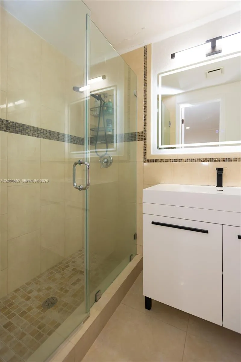 4301 SW 85th Ave Miami, FL 33155