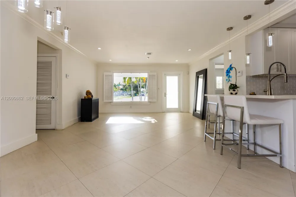 4301 SW 85th Ave Miami, FL 33155