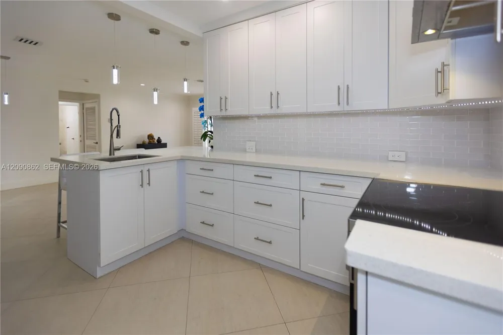 4301 SW 85th Ave Miami, FL 33155