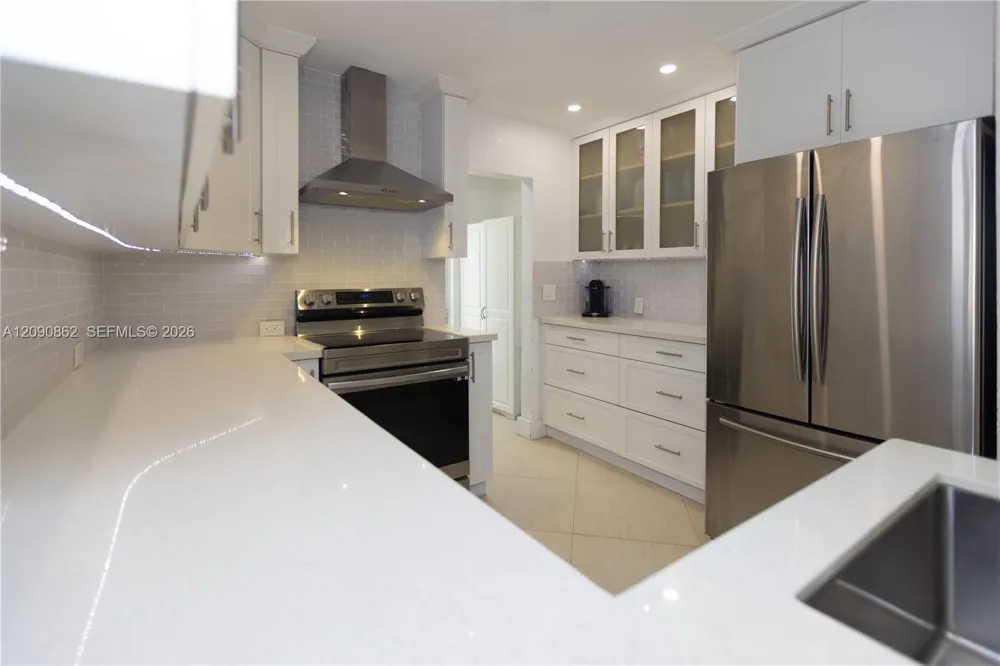 4301 SW 85th Ave Miami, FL 33155