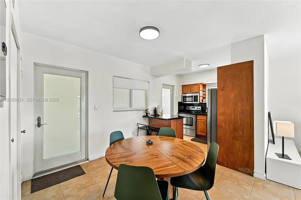1420 Pennsylvania Ave #403 Miami Beach, FL 33139