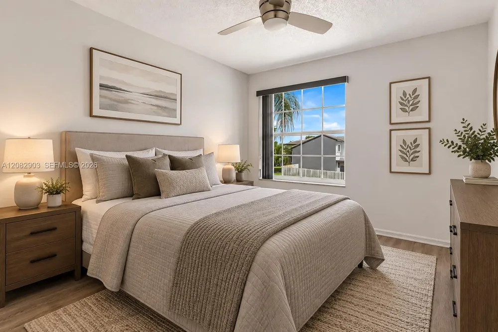 354 SW 183rd Way Pembroke Pines, FL 33029