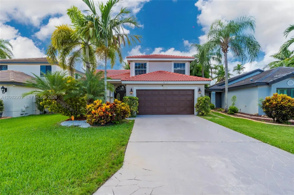 354 SW 183rd Way Pembroke Pines, FL 33029