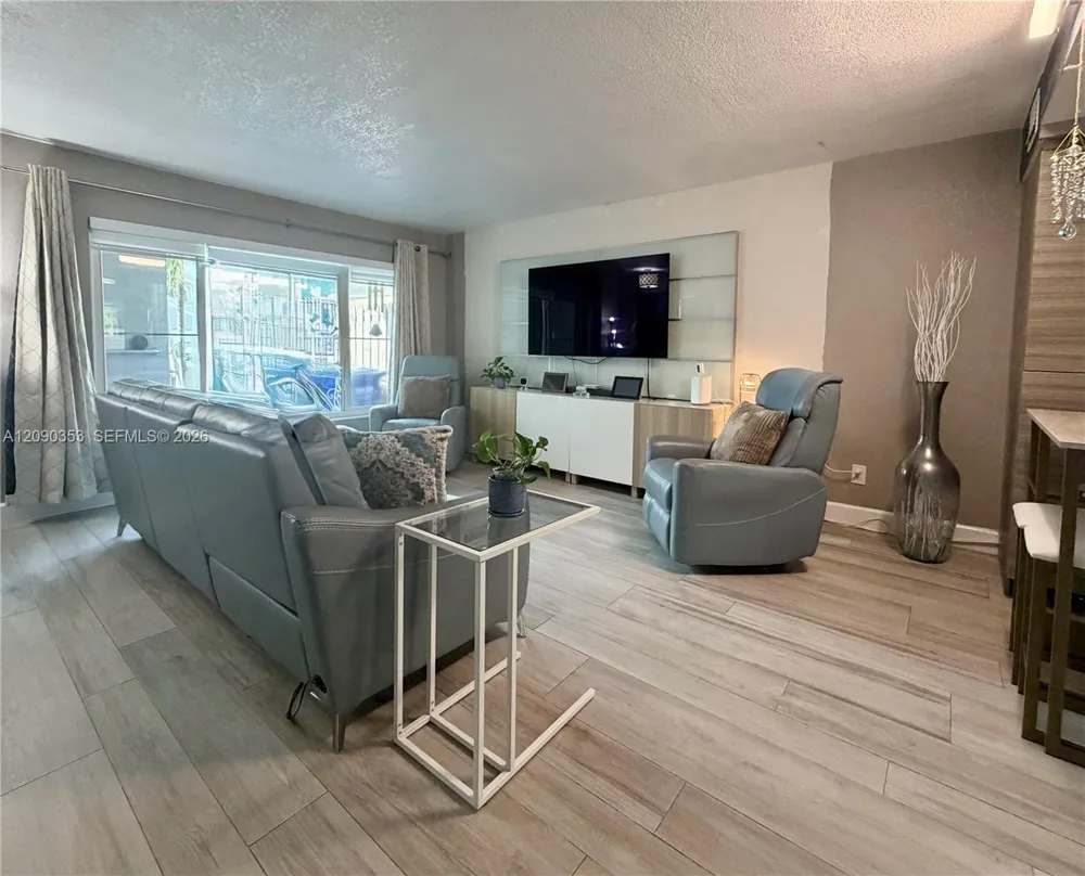 12355 NW 15th St #12355 Pembroke Pines, FL 33026