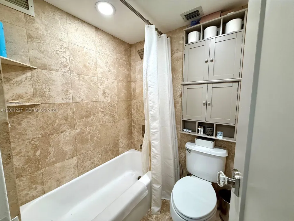 800 West Ave #435 Miami Beach, FL 33139
